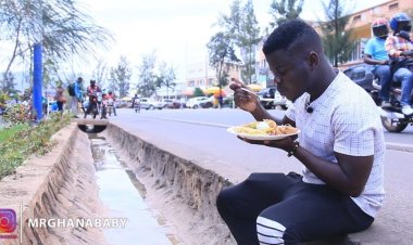 Wode Maya yahishuye uburyo kurira ku muhanda i Kigali byatumye aba icyamamare gikomeye ku Isi