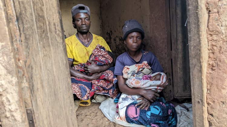 Ngoma:Uwabyaye impanga z'abana batatu ahangayikishijwe n'umwenda ukabije afitiye ibitaro