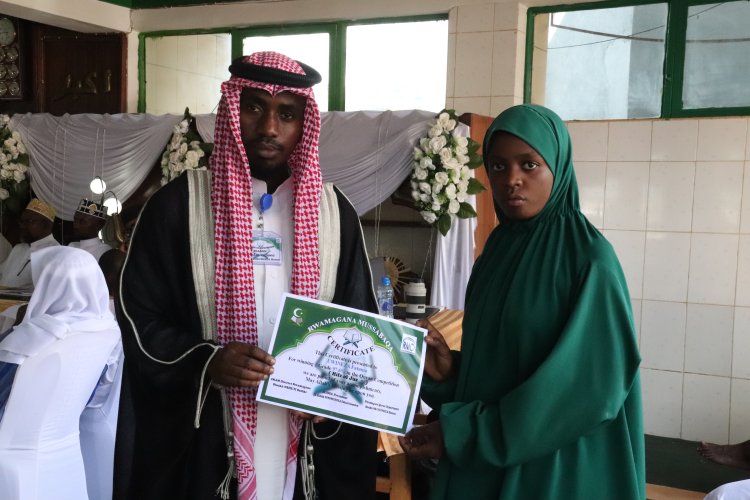 Rwamagana: Abayisiramu bibukijwe ko gusoma Korowani ari inkingi ikomeye mu burere bw’abana babo