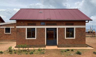 Gakenke: Abatujwe mu Mudugudu utangiza ibidukikije ntibakikanga ko batwarwa n’inkangu