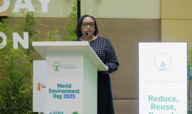 Turashima ko Abanyarwanda bumva gahunda yo ku rwanya Pulasitiki-Minisitiri Uwamariya