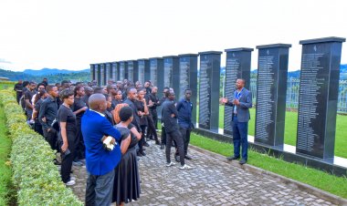 Ngoma:Urubyiruko rwasuye urwibutso rwa Jenoside rwa Murambi muri zone Turquoise [AMAFOTO]