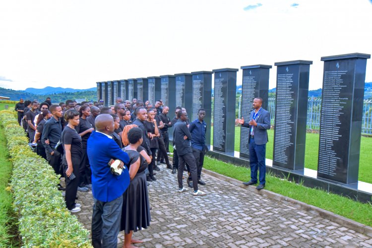 Ngoma:Urubyiruko rwasuye urwibutso rwa Jenoside rwa Murambi muri zone Turquoise [AMAFOTO]